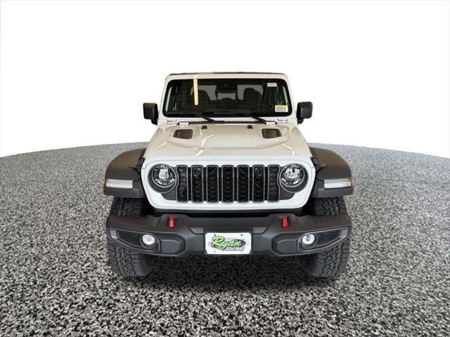 new 2025 Jeep Gladiator car, priced at $46,017