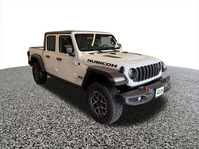 new 2025 Jeep Gladiator car, priced at $46,017