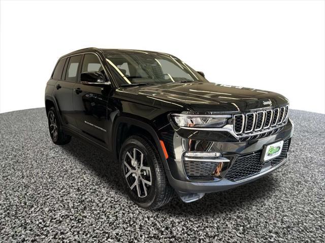 new 2025 Jeep Grand Cherokee car, priced at $45,290