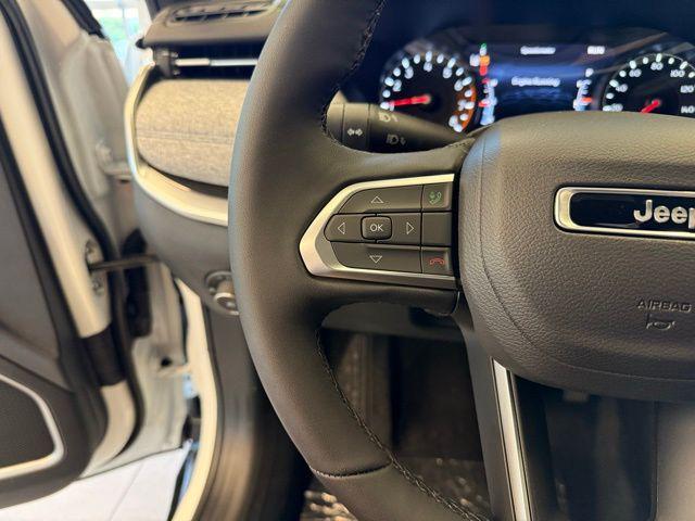 new 2025 Jeep Compass car, priced at $26,492