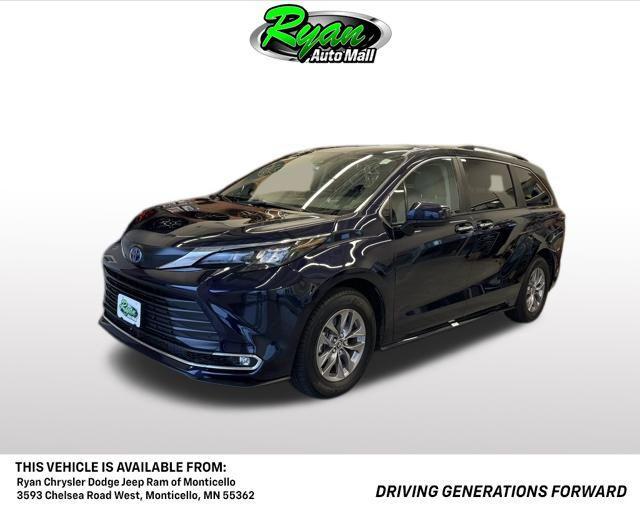 used 2024 Toyota Sienna car, priced at $39,599
