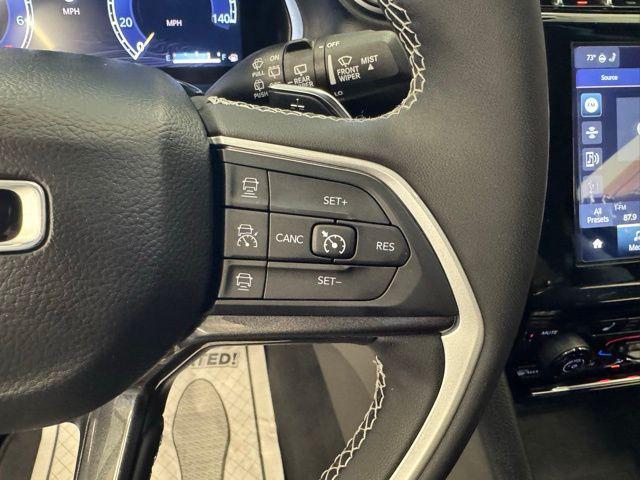 used 2023 Jeep Grand Cherokee car, priced at $25,399