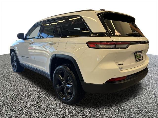 new 2024 Jeep Grand Cherokee car, priced at $39,575