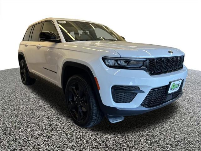 new 2024 Jeep Grand Cherokee car, priced at $39,575