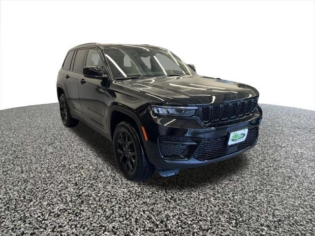 new 2025 Jeep Grand Cherokee car, priced at $39,896