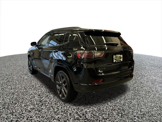new 2025 Jeep Compass car, priced at $34,089