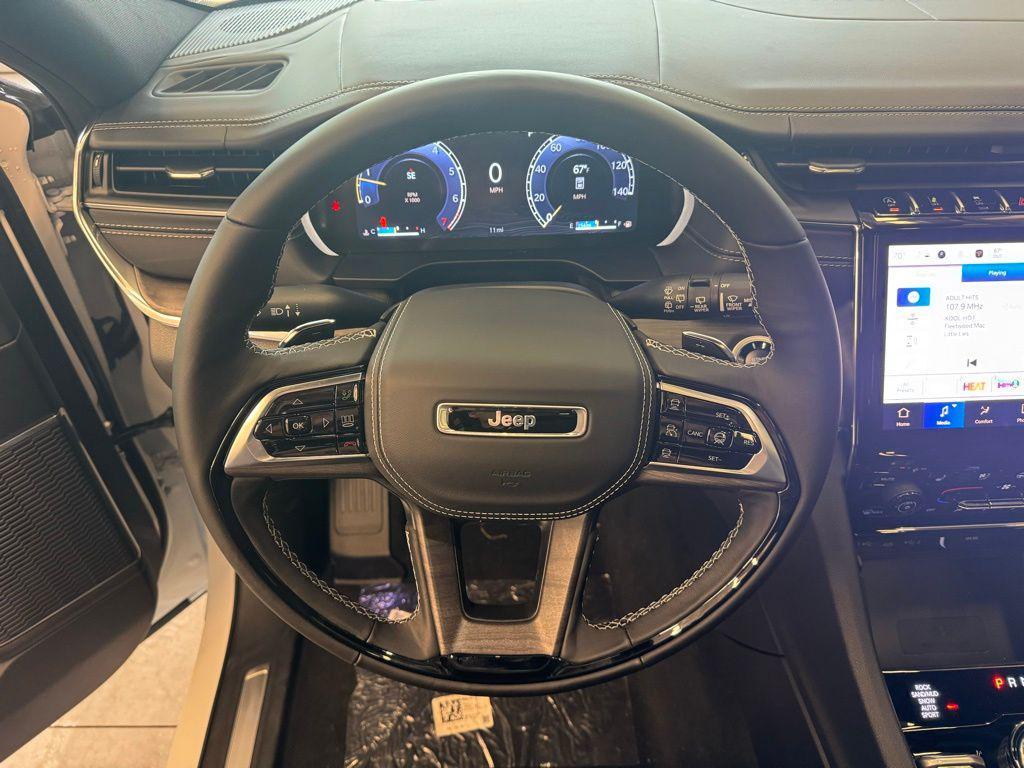 new 2025 Jeep Grand Cherokee car, priced at $57,965