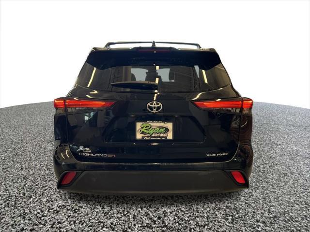 used 2021 Toyota Highlander car, priced at $31,297