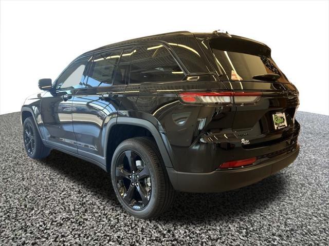 new 2024 Jeep Grand Cherokee car, priced at $40,670