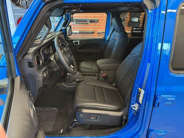 new 2025 Jeep Gladiator car, priced at $50,168
