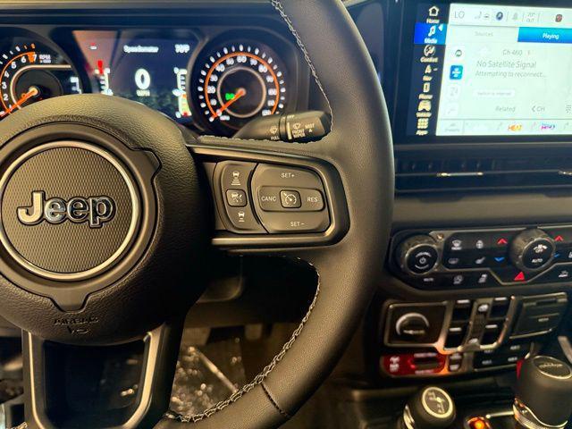 new 2025 Jeep Gladiator car, priced at $50,168
