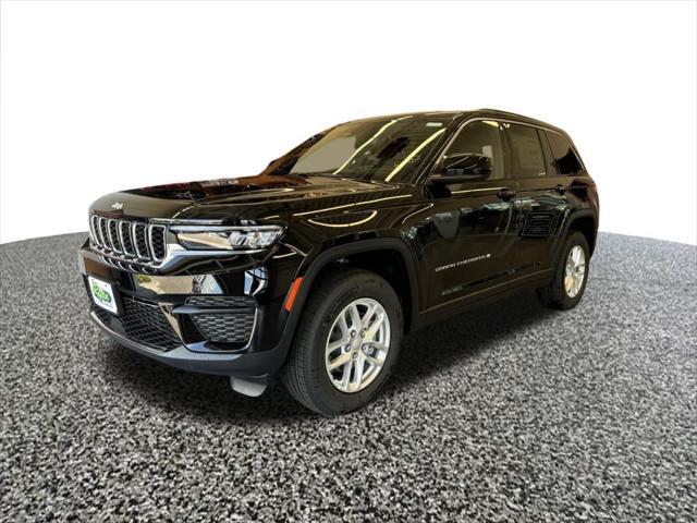 new 2024 Jeep Grand Cherokee car, priced at $35,965