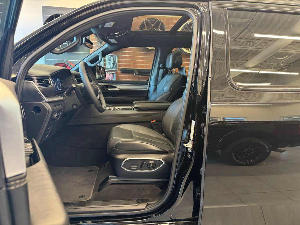 used 2024 Jeep Wagoneer car, priced at $63,997