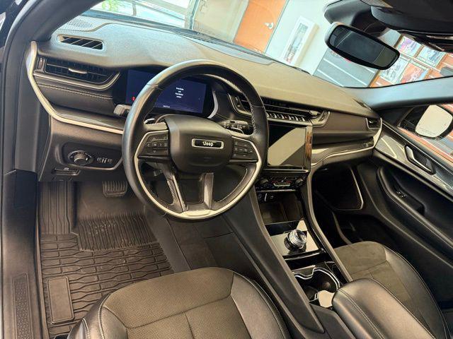 used 2022 Jeep Grand Cherokee car, priced at $31,997