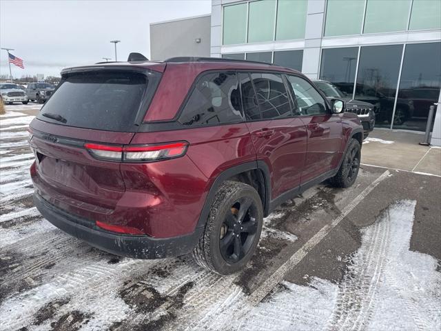 used 2023 Jeep Grand Cherokee car, priced at $29,797