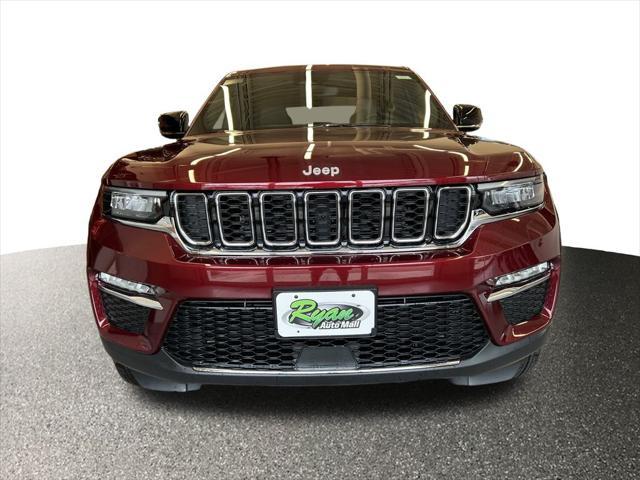 new 2024 Jeep Grand Cherokee car, priced at $48,305