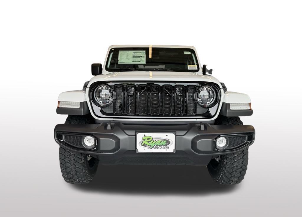 new 2025 Jeep Gladiator car, priced at $45,542
