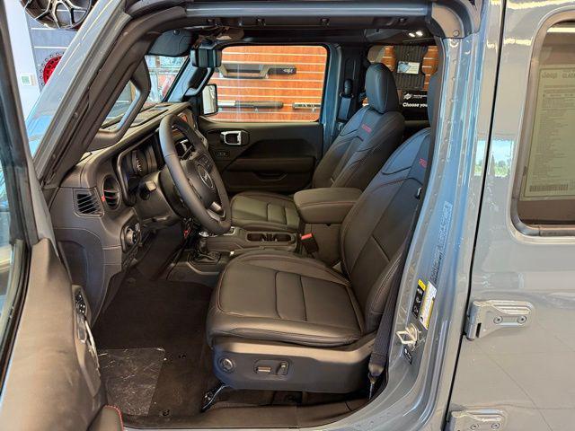 new 2025 Jeep Gladiator car, priced at $50,000