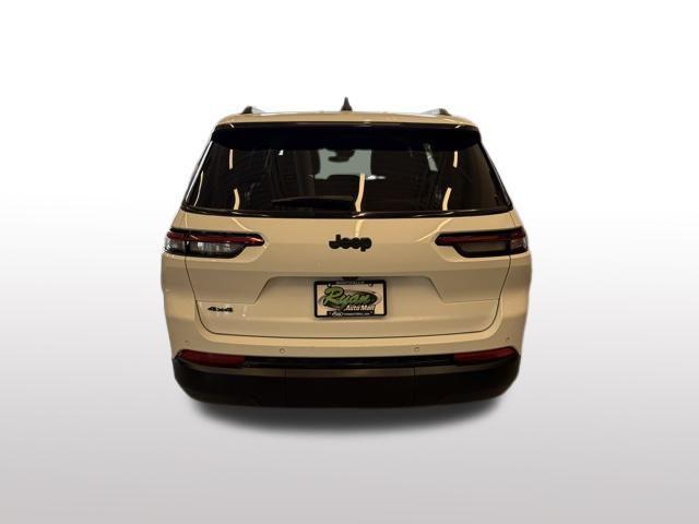 used 2024 Jeep Grand Cherokee L car, priced at $30,997