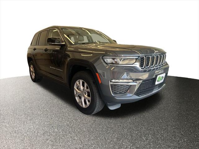 used 2022 Jeep Grand Cherokee car, priced at $35,997