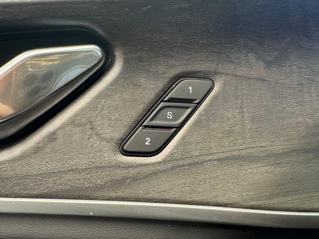 new 2025 Jeep Grand Cherokee car, priced at $45,270