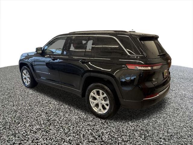 used 2024 Jeep Grand Cherokee car, priced at $37,997
