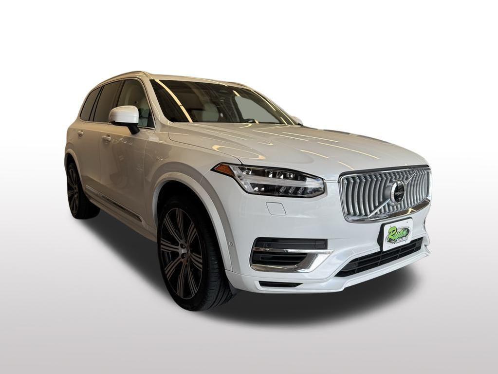 used 2023 Volvo XC90 Recharge Plug-In Hybrid car, priced at $45,499