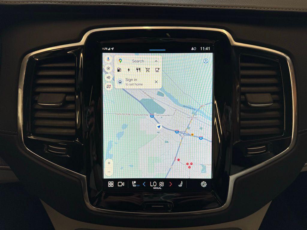 used 2023 Volvo XC90 Recharge Plug-In Hybrid car, priced at $45,499