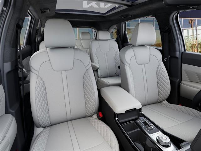 new 2025 Kia Sorento Hybrid car, priced at $48,030