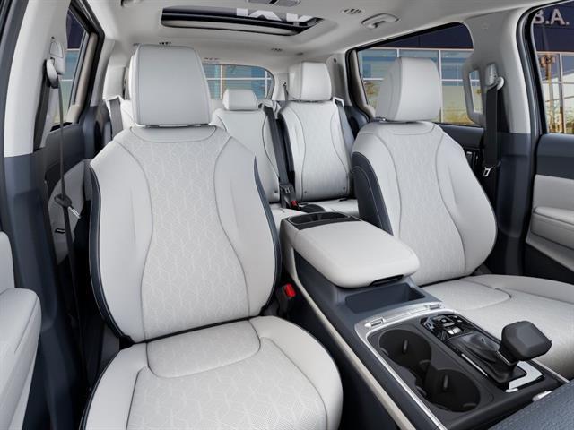 new 2025 Kia Carnival car, priced at $46,119