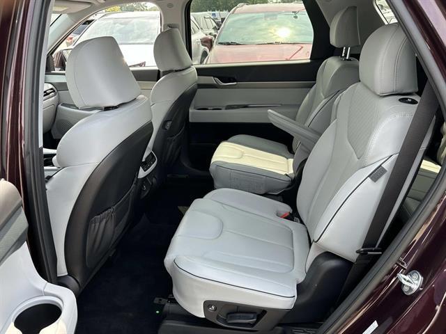 used 2023 Hyundai Palisade car, priced at $35,997