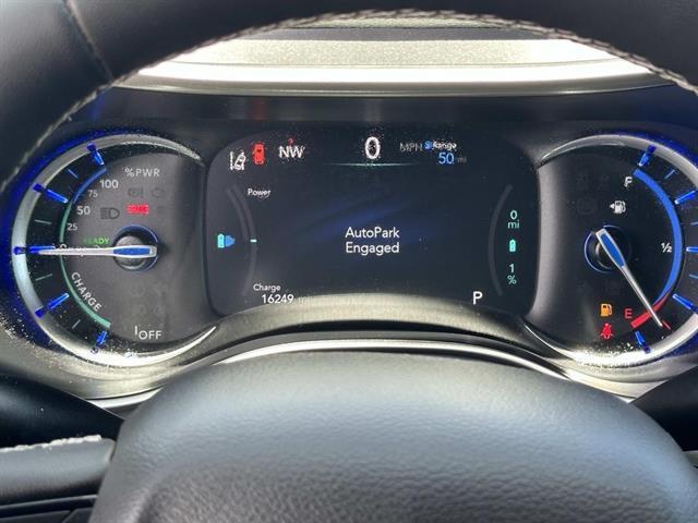 used 2023 Chrysler Pacifica Hybrid car, priced at $29,997
