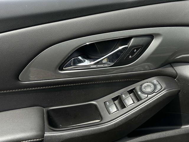 used 2020 Chevrolet Traverse car, priced at $18,497