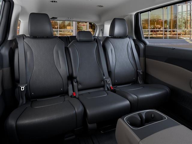 new 2025 Kia Carnival car, priced at $43,773