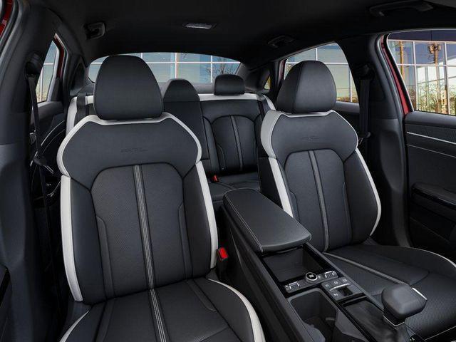 new 2025 Kia K5 car, priced at $308,160