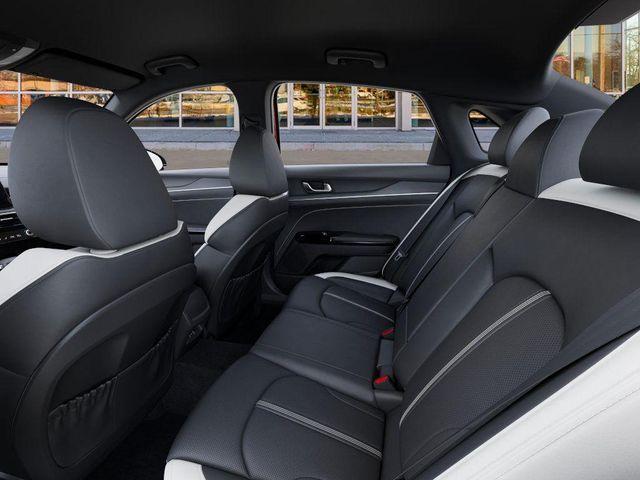 new 2025 Kia K5 car, priced at $308,160