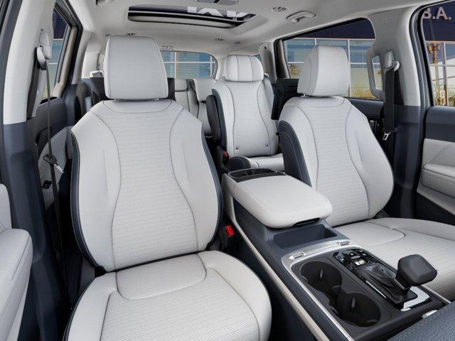 new 2025 Kia Carnival car, priced at $52,505