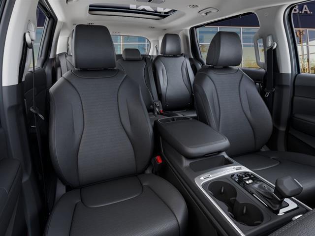 new 2025 Kia Carnival car, priced at $50,255