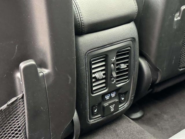 used 2015 Jeep Grand Cherokee car, priced at $16,997