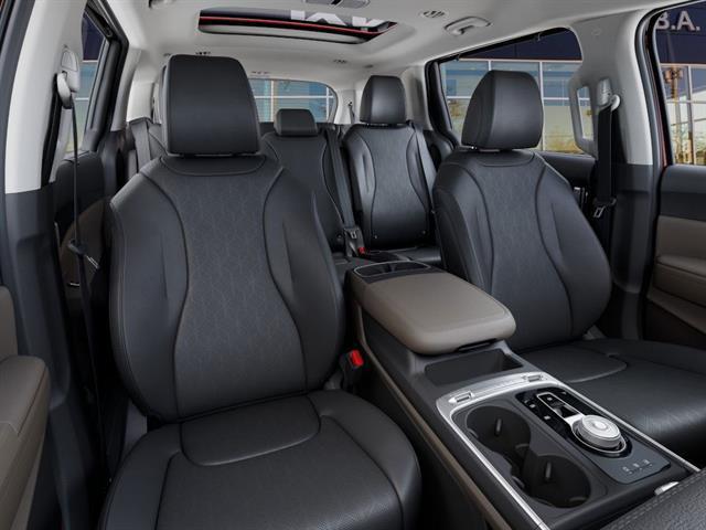 new 2025 Kia Carnival Hybrid car, priced at $48,821