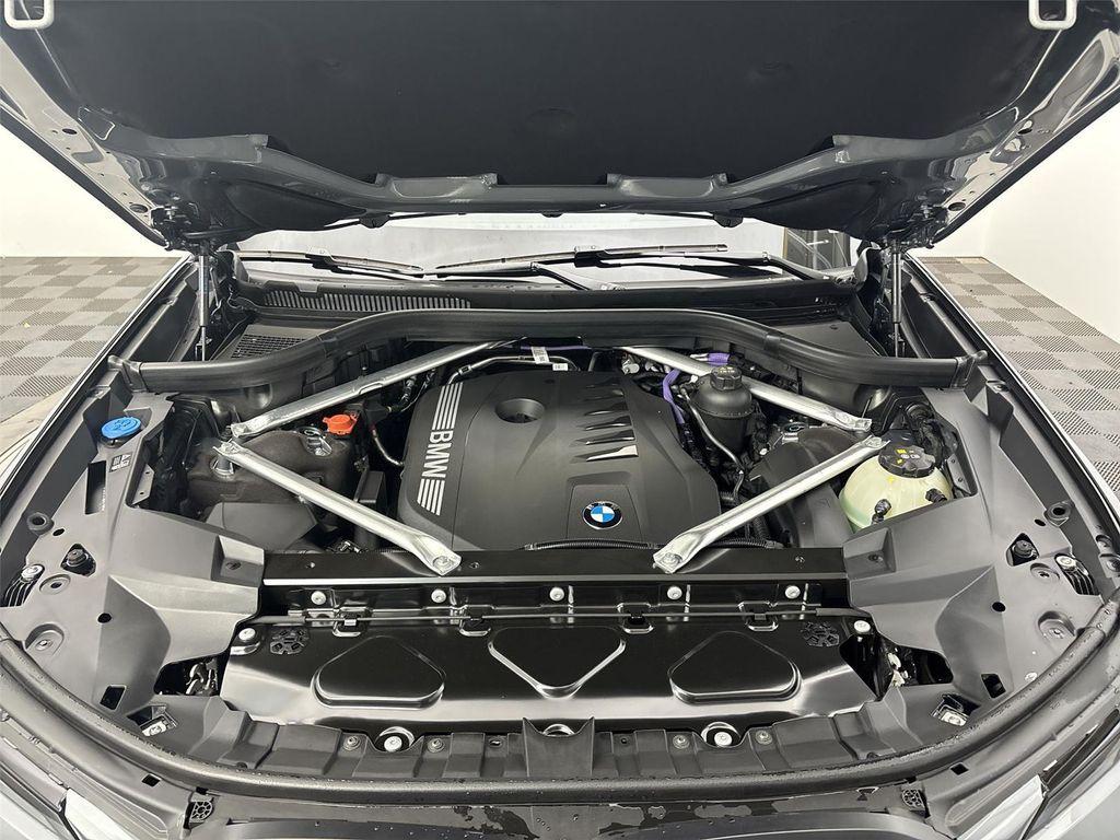 new 2026 BMW X7 car, priced at $98,990