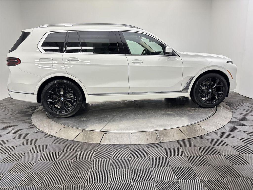 new 2026 BMW X7 car, priced at $93,090