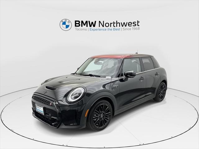 used 2024 MINI Hardtop car, priced at $28,597