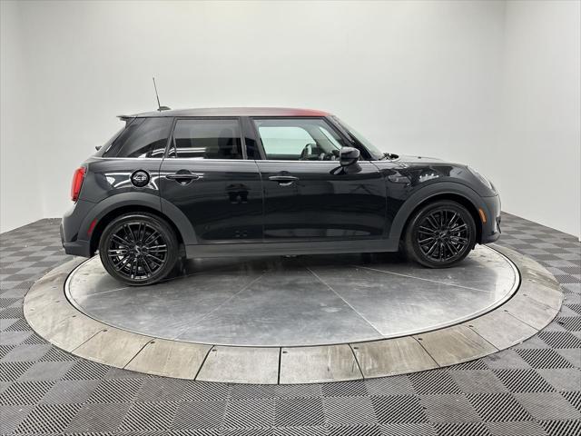 used 2024 MINI Hardtop car, priced at $26,997