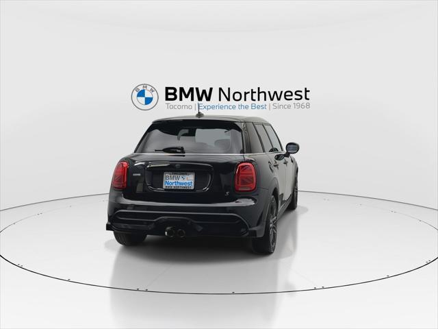 used 2024 MINI Hardtop car, priced at $26,997