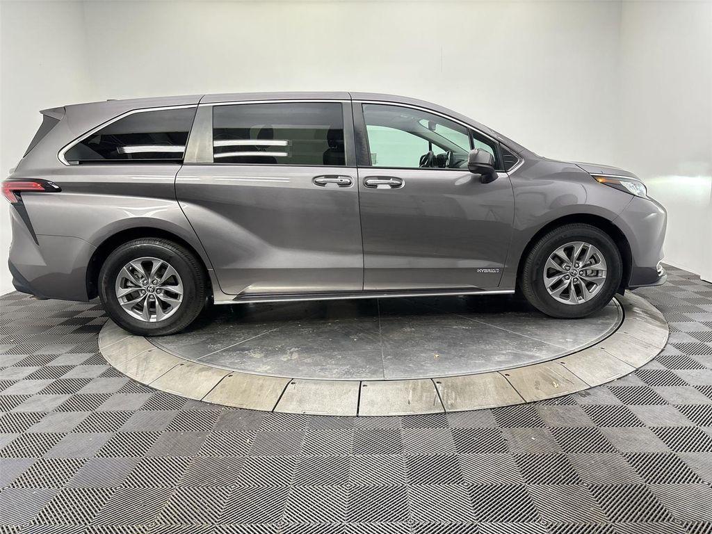 used 2021 Toyota Sienna car, priced at $35,997