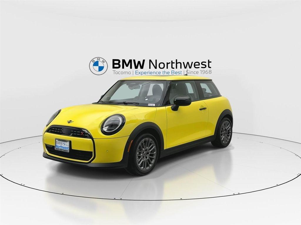 used 2025 MINI Hardtop car, priced at $28,797