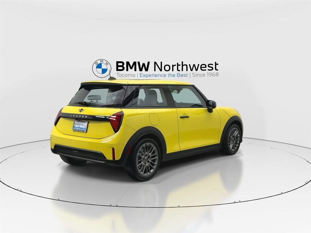 used 2025 MINI Hardtop car, priced at $28,797