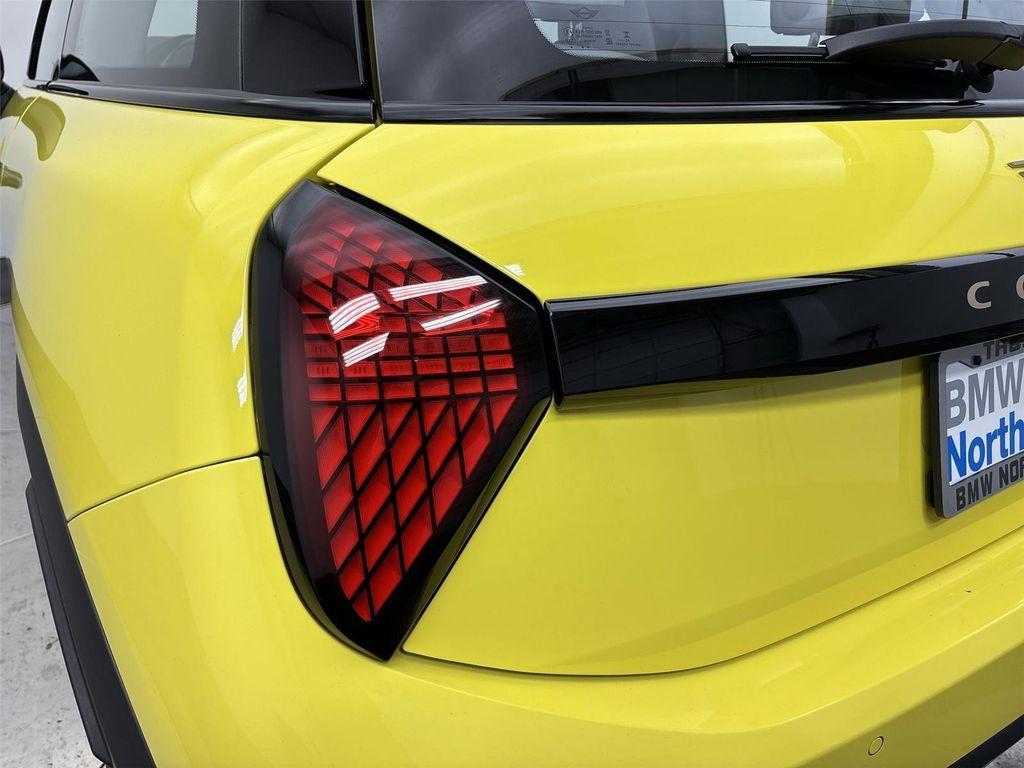 used 2025 MINI Hardtop car, priced at $28,797