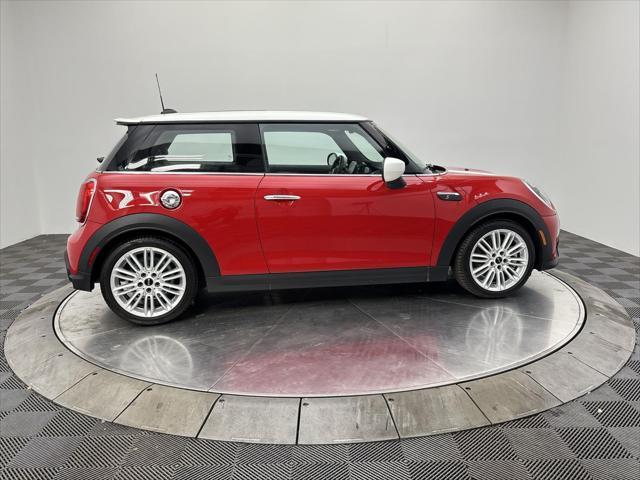 used 2022 MINI Hardtop car, priced at $26,497
